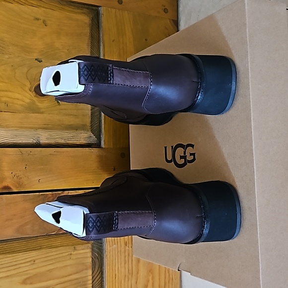 Ugg boots brown leather NWT - Picture 4 of 8
